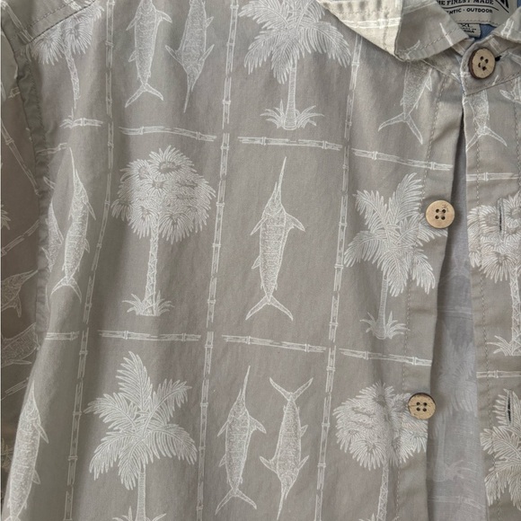 Men’s Button Up - Picture 3 of 4